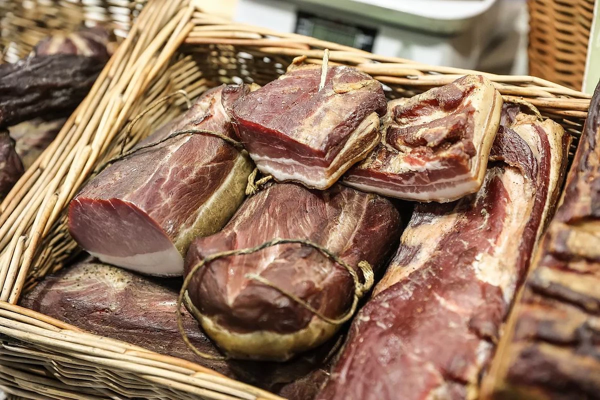 slowtravel-2025-02.jpg [188.91 KB]