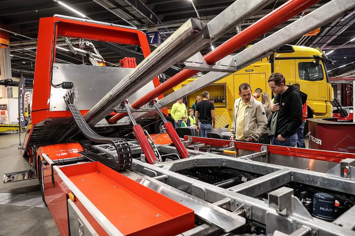 hol-expo-2024-06.jpg [204.84 KB]