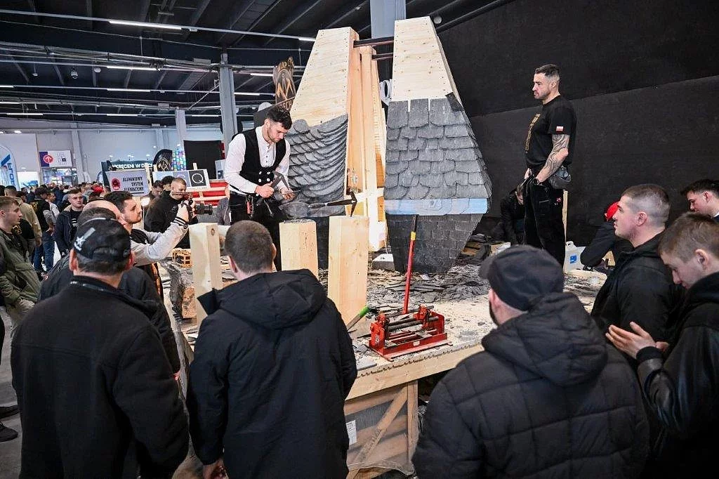 dach-forum-2025-05.jpg [115.23 KB]