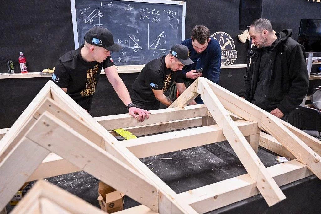 dach-forum-2025-06.jpg [111.63 KB]