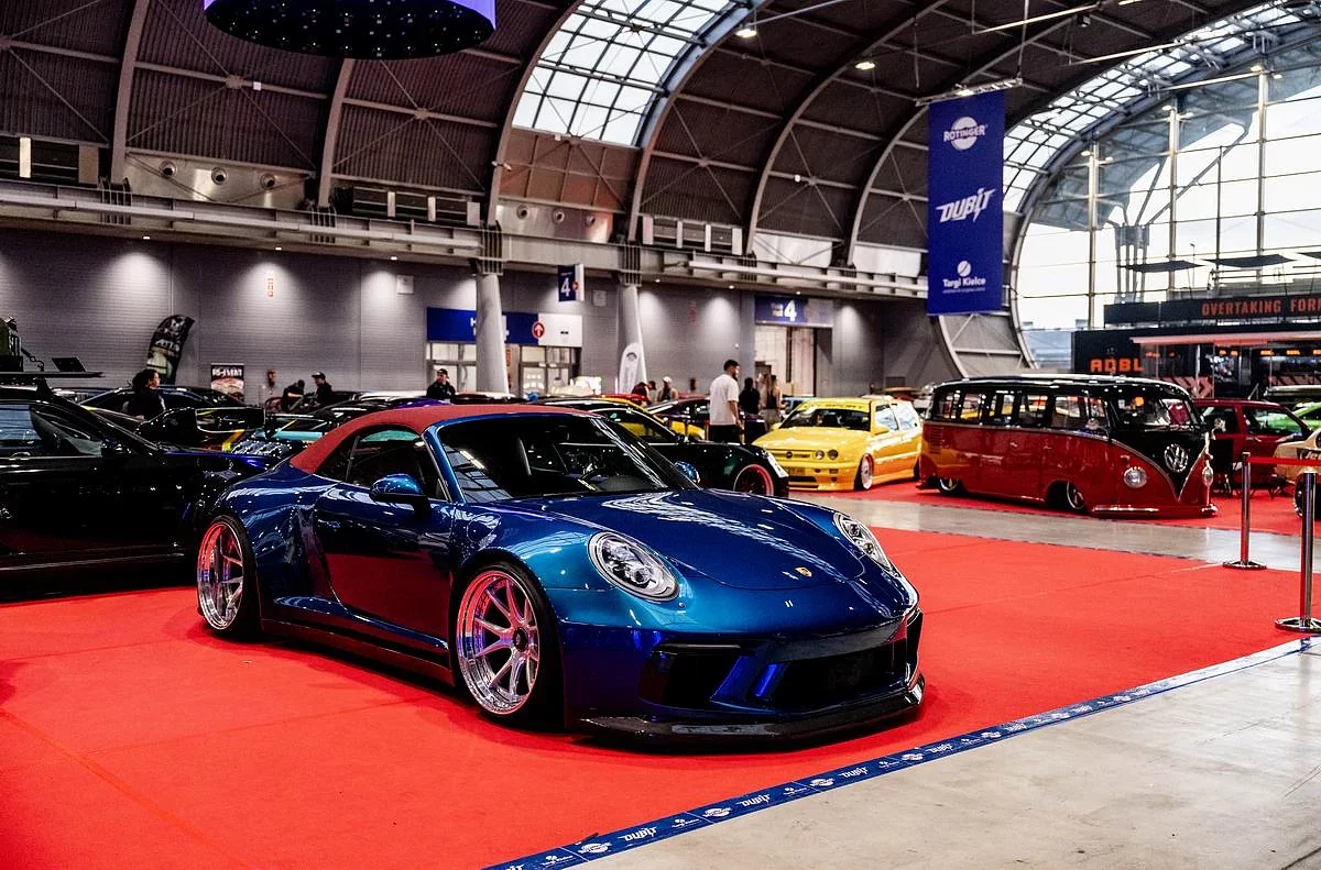 dub-it-2025-04.jpg [185.74 KB]