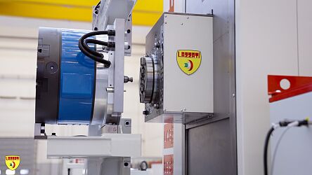 LAZZATI-S.p.A.-High-Performance-Boring-Mills-Alesatrici-Fresatrici-Idrostatiche-3.jpg