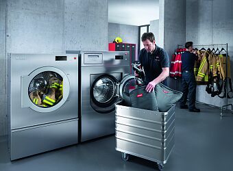 Pralnico wirówka do prania i dezynfekcji KOMBINEZONÓW OCHRONY CHEMICZNEJ Miele Professional PWM 920