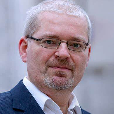 dr-Pawel-Milcarek-OIP.jpg [16.09 KB]