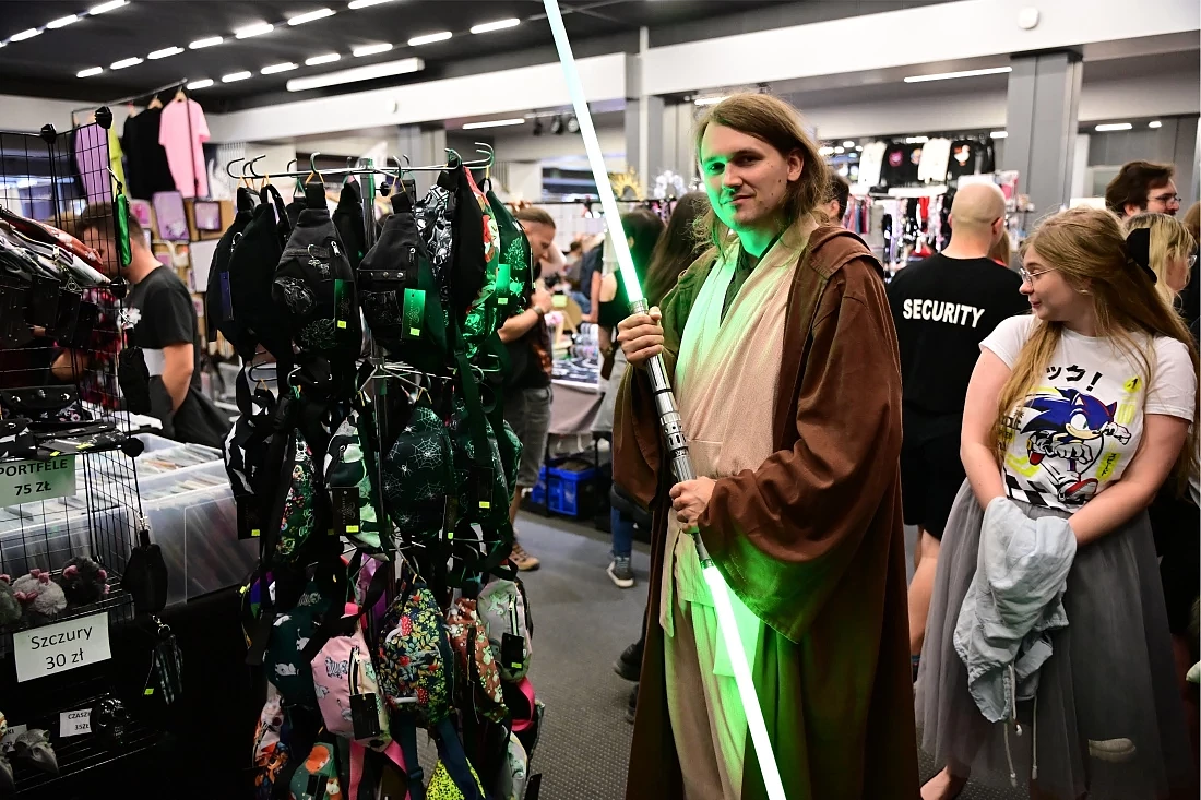 scyzorykon-07.JPG [660.97 KB]