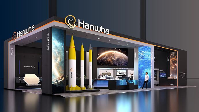 Photo-Birds-eye-view-of-the-Hanwha-booth-at-MSPO-2025.jpg