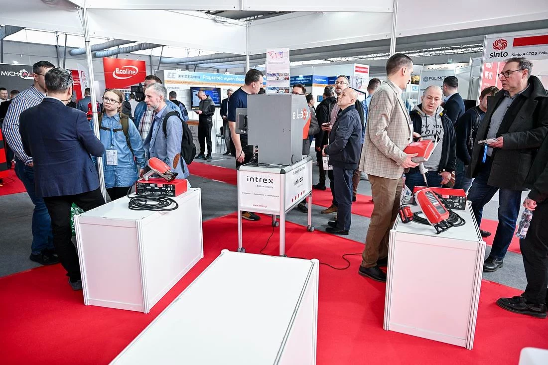 expo-surface-2025-03.jpg [138.23 KB]