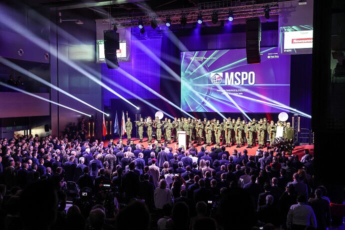642w2848-20250902-TK-MSPO-gala.jpg