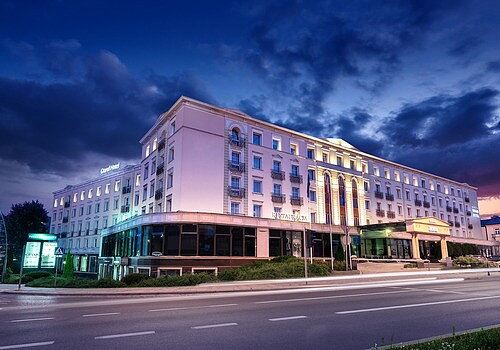 hotel-grand.jpg [53.18 KB]