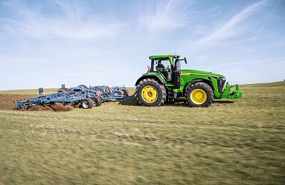 John-Deere-8R-340.jpg