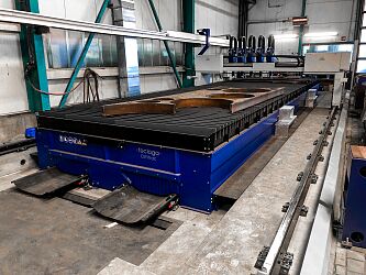 obsidian-eckert-cnc-cutting-machine-2-2.jpg