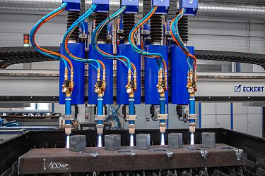 Multitorch-eckert-cnc-cutting-machine.jpg