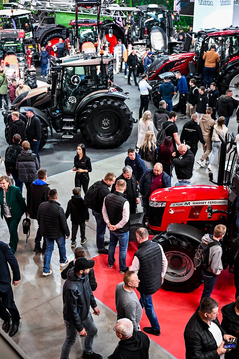 Sunday at the Agrotech Expo Crowds galore ‹ About Us ‹ News ‹ Targi ...