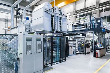 FlexPack extrusion coating and laminating line