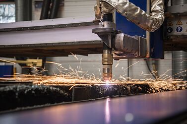 plasma-cutting.jpg