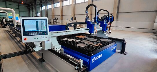 jantar-cnc-cutting-machine-eckert-controller-2.jpg