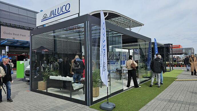 pergola.jpg
