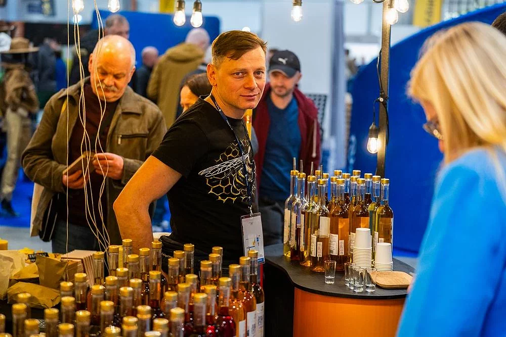 expo2bee-2026-galeria-47.jpg [108.23 KB]