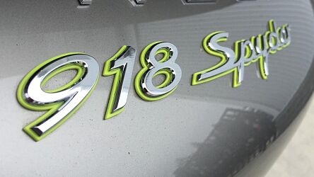 PorscheSpyderSchriftzug.jpg
