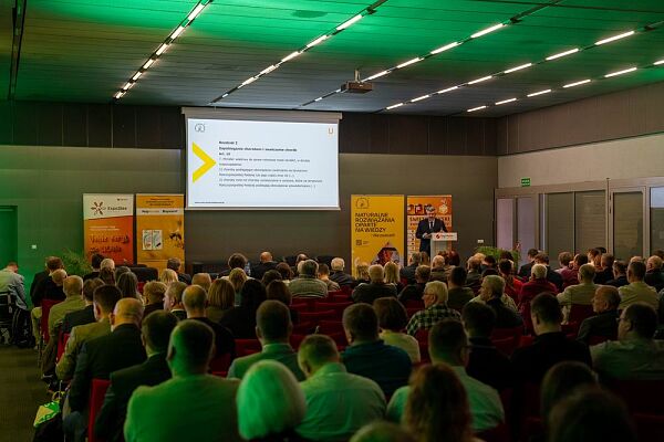 expo2bee-2026-weterynaria-dla-pszczelarstwa-05.jpg