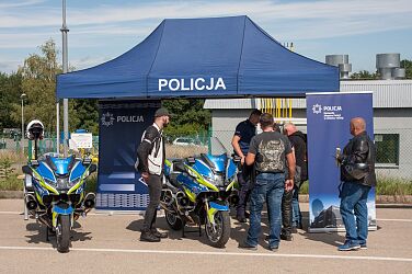 125364245-2.jpg