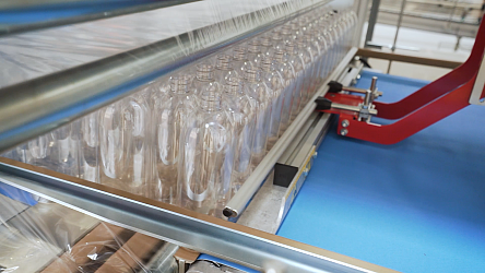 Bagging-machine-close-up.png