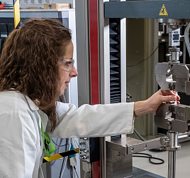 Bjorn-Thorsens-Plastics-Applications-Lab.png