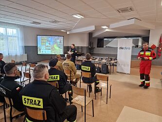 STS-01/02/A2 specialist drone pilot training