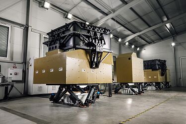Z82-7966.JPG