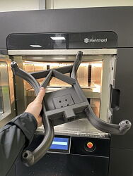 markforged-fx20-greifer-400x533.jpg