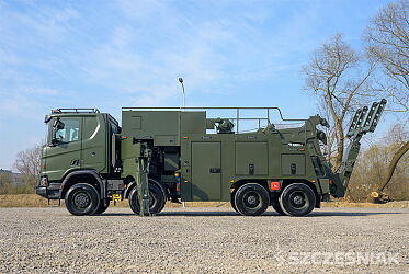 HEAVY WHEELED RECOVERY AND TECHNICAL RESCUE VEHICLE  SCANIA R520 (8×8) 
