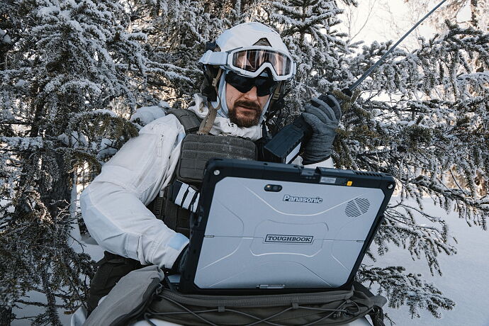 TOUGHBOOK-33-in-snow-image.jpg