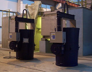 Acetarc-6t-DT-ladle-with-motor-drive-77A.jpg