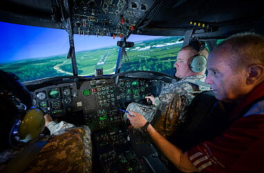 CH-47D-Operational-Flight-Trainer.pdf-image-002.jpg