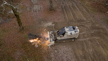 PT550-D-MINE-Remote-Controlled-Tracked-FAE-Crotia-53-preview.jpg