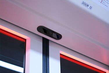 iris-GmbH-Automatic-Passenger-Counting.jpg