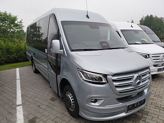 Mercedes Sprinter Minibus