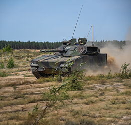 145-C90-Tank.jpg